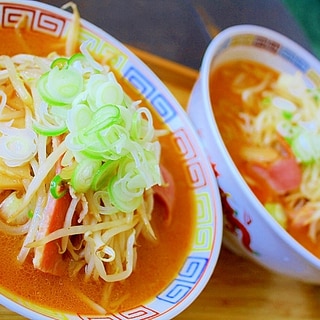 もやしとベーコンの味噌ラーメン